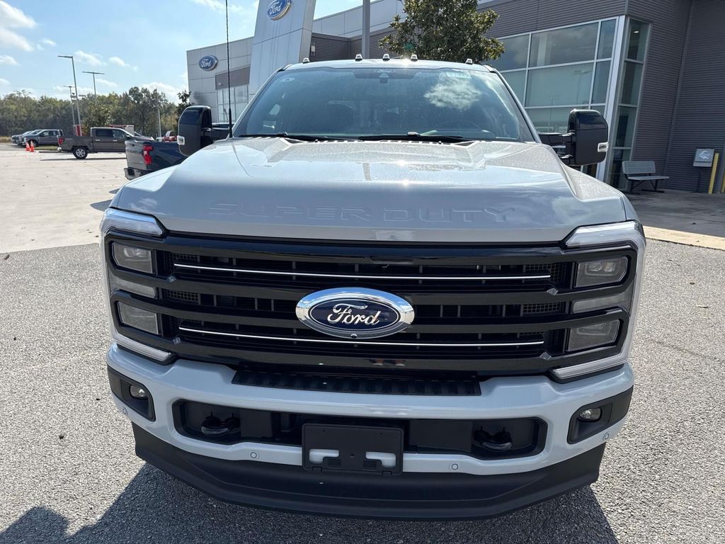 2026 Ford F-250 Platinum photo 2