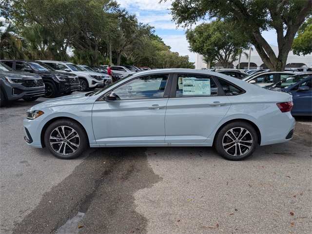 2025 Volkswagen Jetta 1.5T Sport photo 5