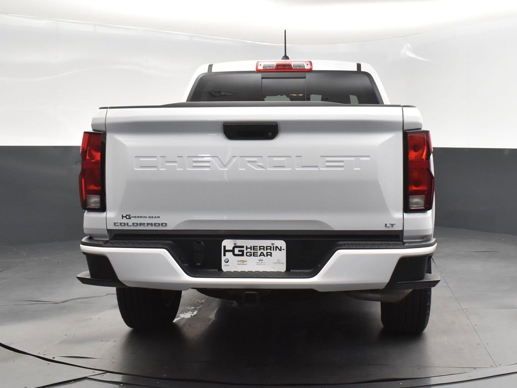 2024 Chevrolet Colorado LT photo 6