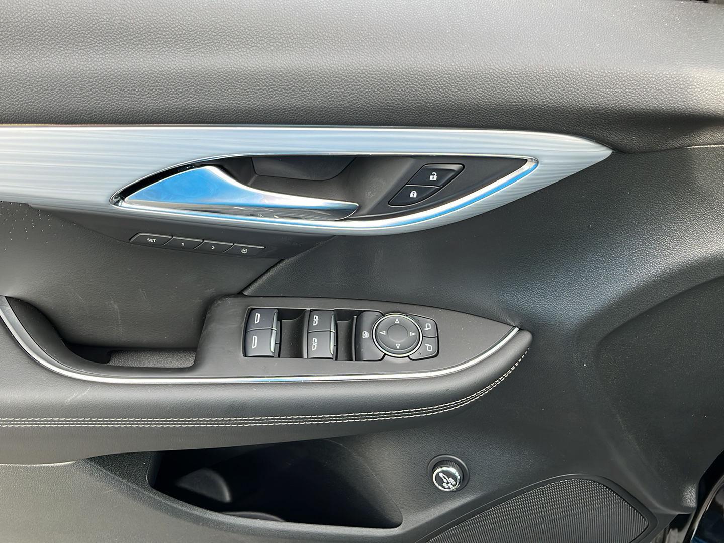 2025 Buick Envision Avenir photo 12