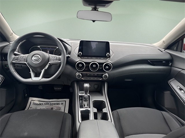 2022 Nissan Sentra SV photo 9