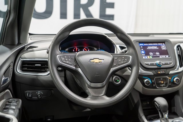 2022 Chevrolet Equinox LS photo 10