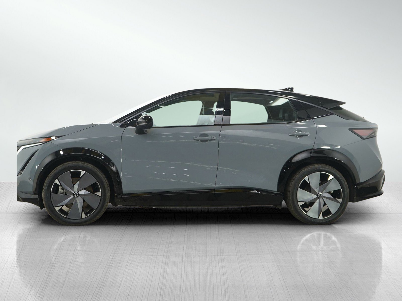 Used 2023 Nissan Ariya Platinum+ with VIN JN1DF0CD0PM710245 for sale in Wayzata, Minnesota