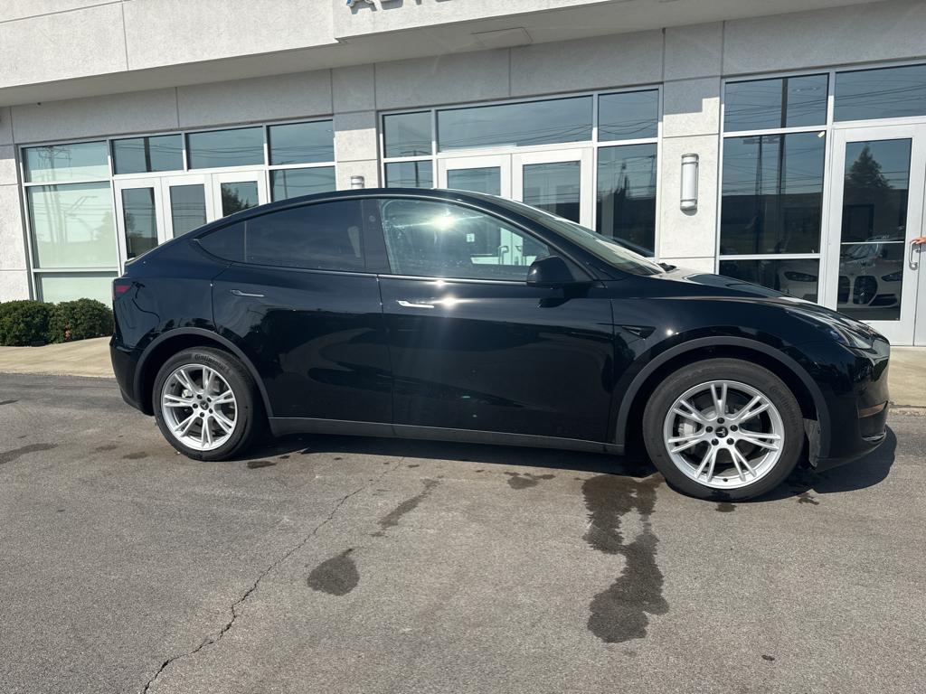 Used 2023 Tesla Model Y Long Range with VIN 7SAYGDEE5PF805601 for sale in Lexington, KY