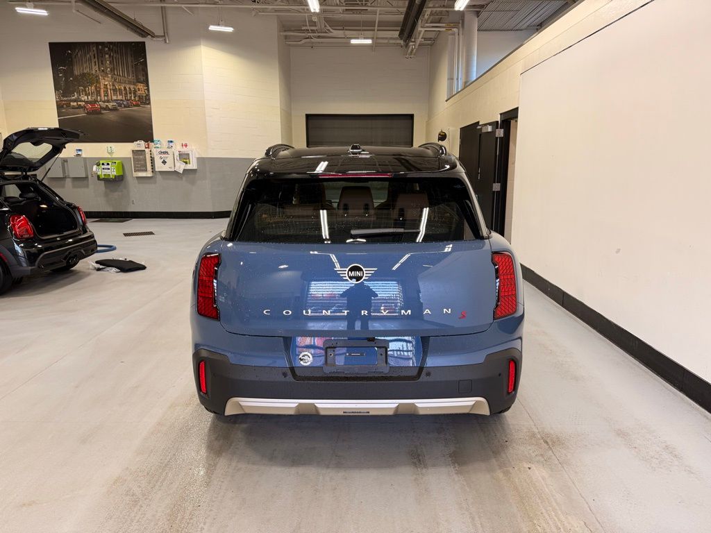 2025 Mini Countryman ALL4 Signature photo 4