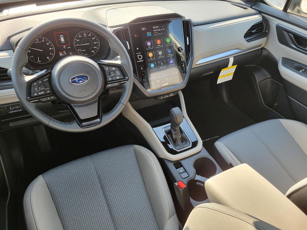 2025 Subaru Forester Premium Base photo 5