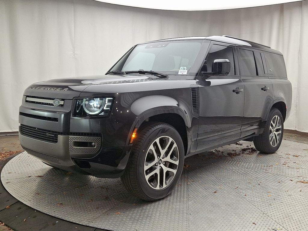 2023 Land Rover Defender X-Dynamic SE's photo