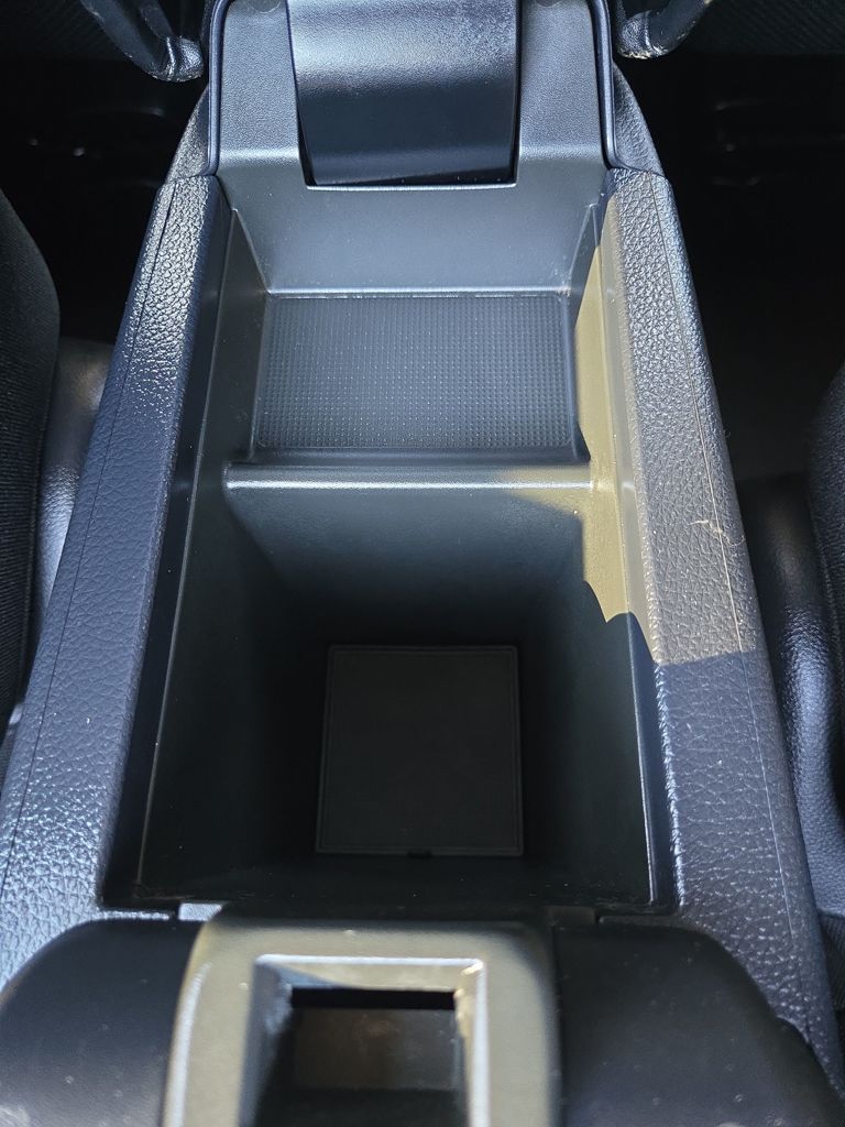 2018 Honda HR-V LX photo 25