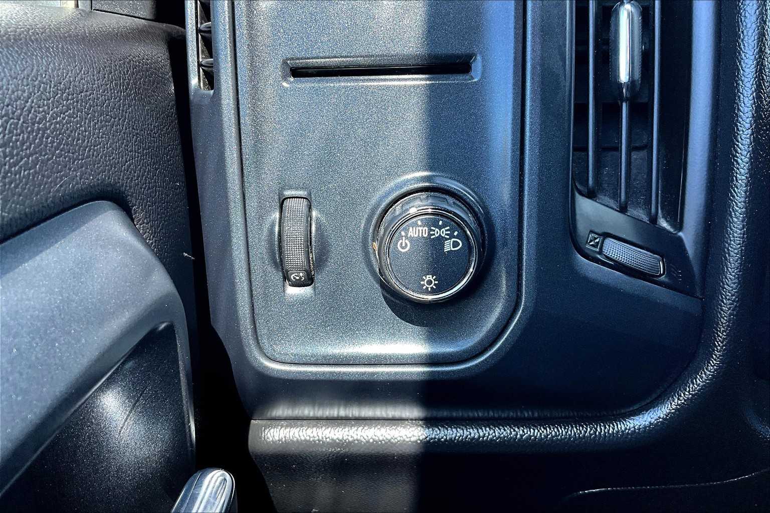 2016 Chevrolet Silverado 1500 LS photo 34