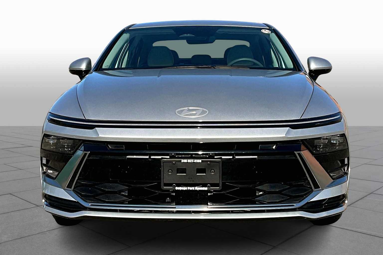 2024 Hyundai Sonata SEL photo 3