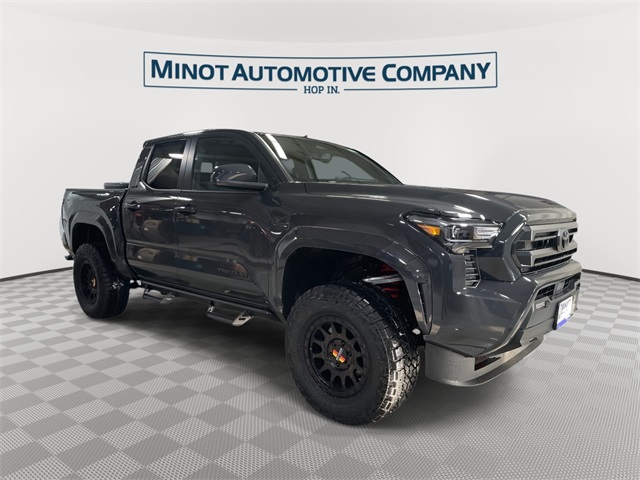 2026 Toyota Tacoma SR5's photo