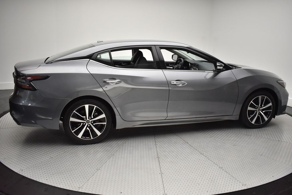 2023 Nissan Maxima SV photo 4
