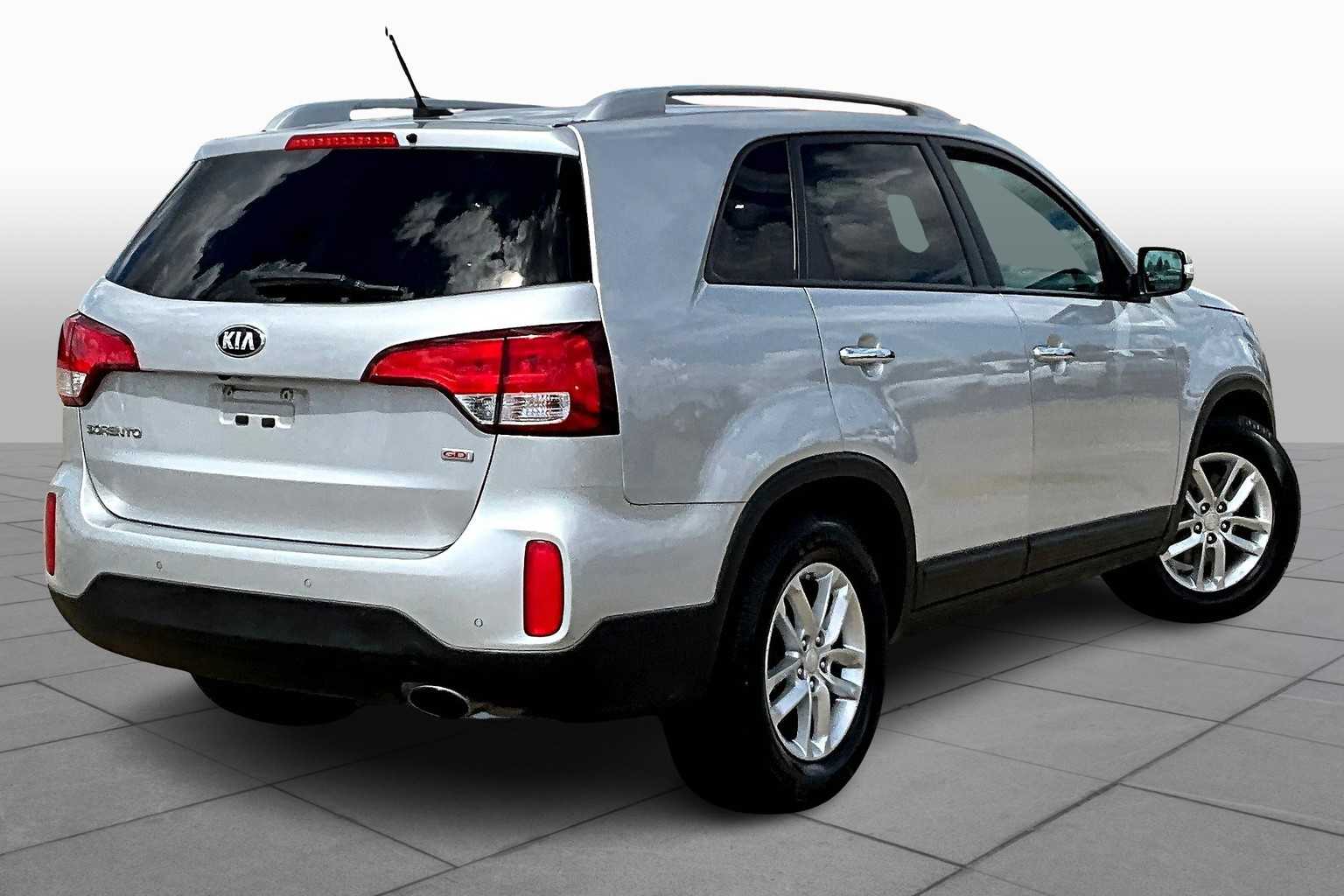 2015 Kia Sorento LX photo 11