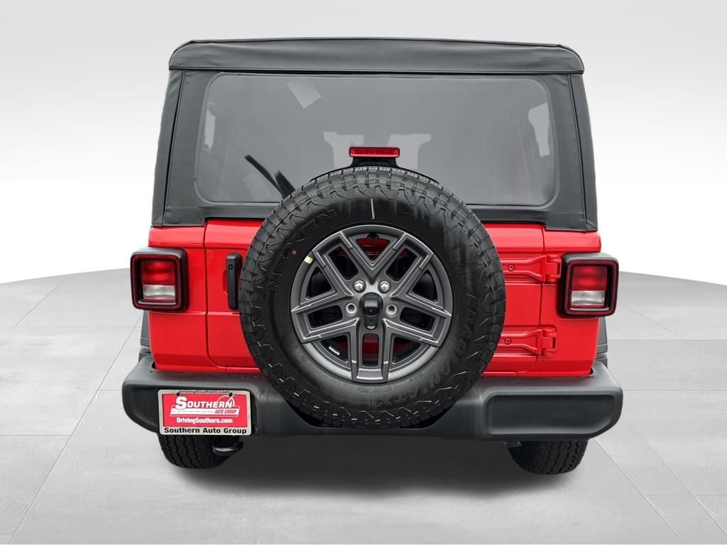 2025 Jeep Wrangler Sport S photo 4