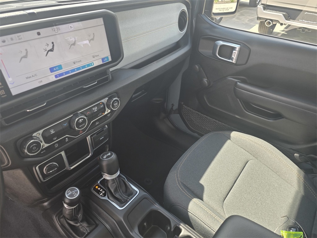 2024 Jeep Wrangler Sport photo 20