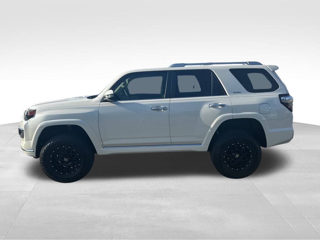 2019 Toyota 4Runner Limited photo 2