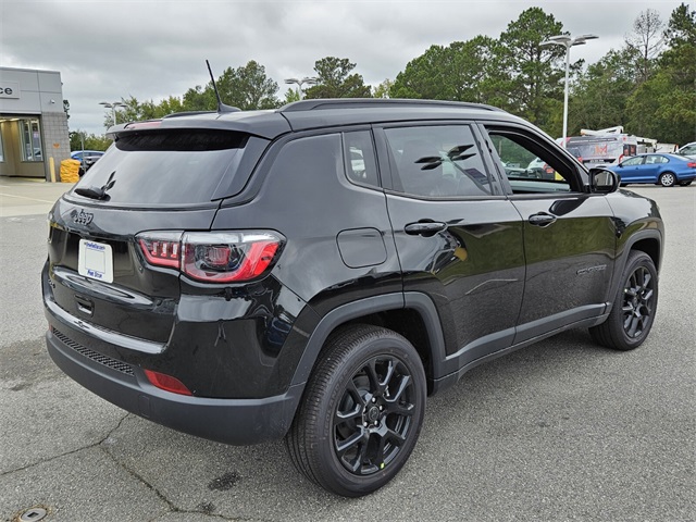 2026 Jeep Compass Latitude photo 11