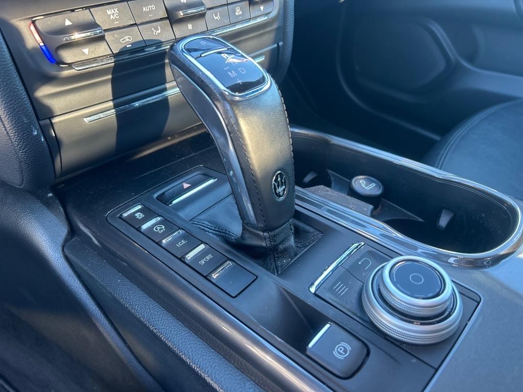 2019 Maserati Ghibli photo 10