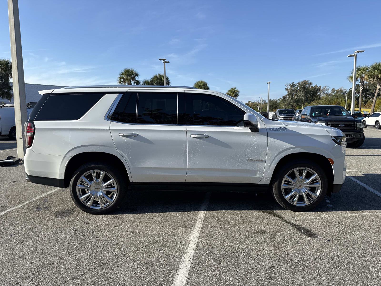 2021 Chevrolet Tahoe High Country's photo