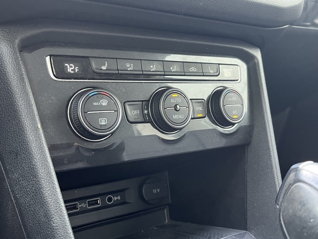 2020 Volkswagen Tiguan SE photo 38
