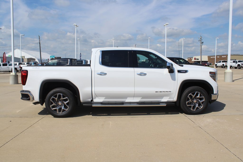 2026 Gmc Sierra 1500 SLT photo 2