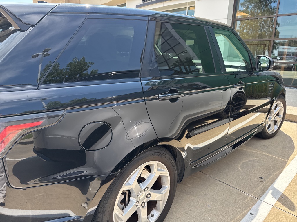 2019 Land Rover Range Rover Sport HSE photo 3