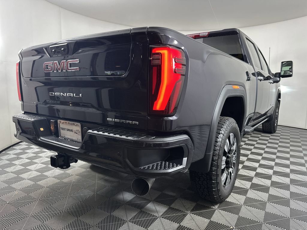 2025 Gmc Sierra 2500 HD Denali photo 4