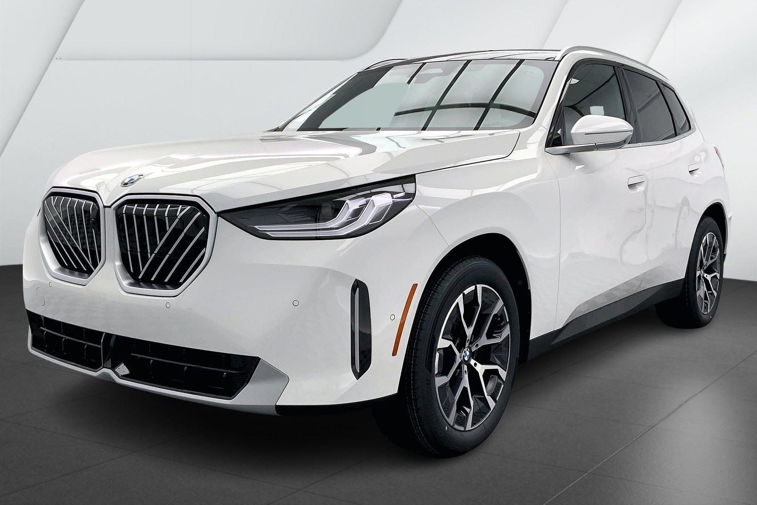 2026 BMW X3 30's photo