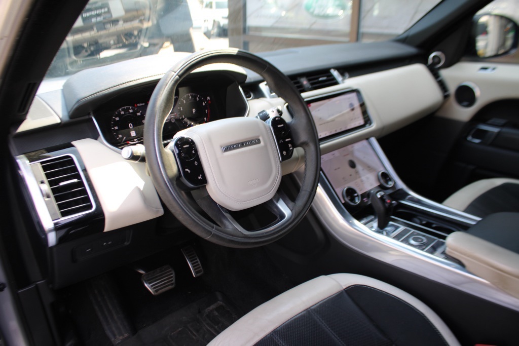 2020 Land Rover Range Rover Sport HST photo 4
