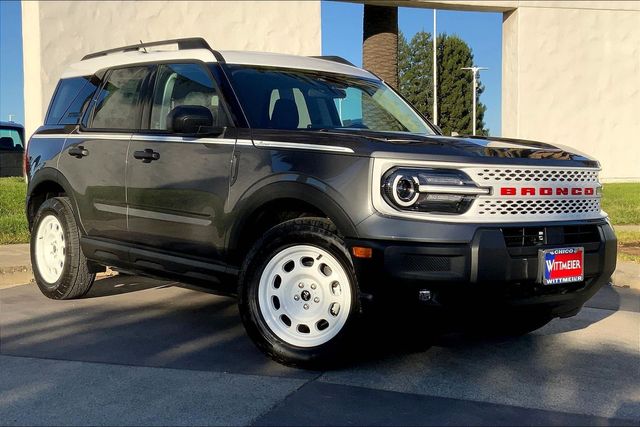 2025 Ford Bronco Sport Heritage photo 2