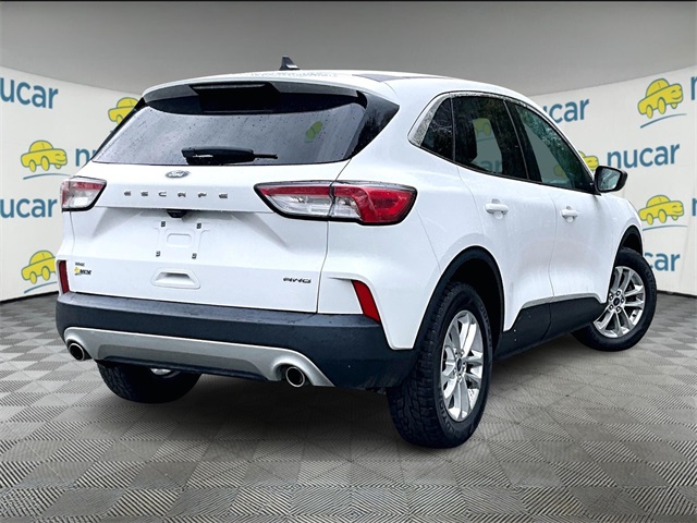 2022 Ford Escape SE photo 12