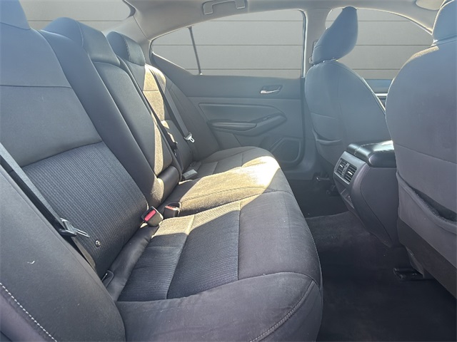 2020 Nissan Altima 2.5 SV photo 11