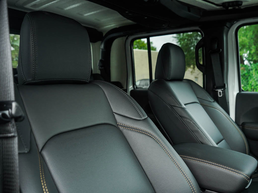 2025 Jeep Gladiator Sport photo 9