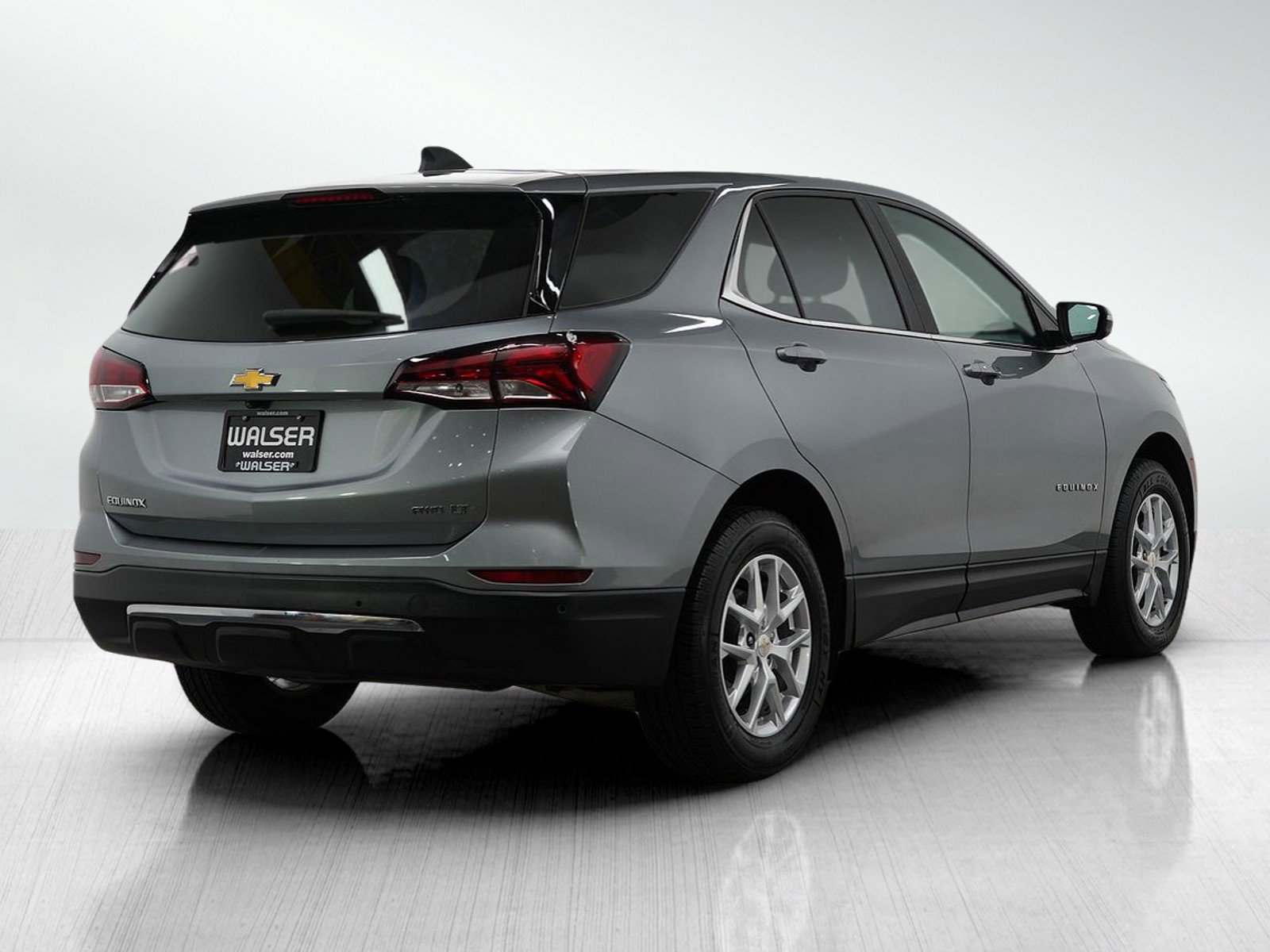 2024 Chevrolet Equinox LT photo 5