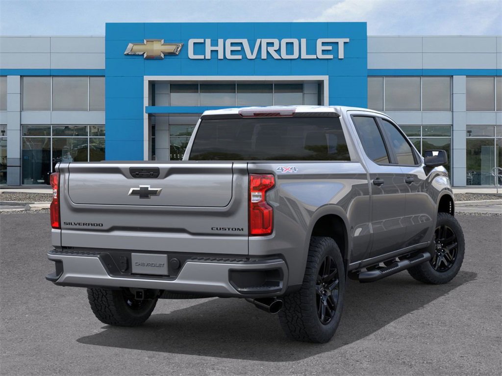 2026 Chevrolet Silverado 1500 Custom photo 3