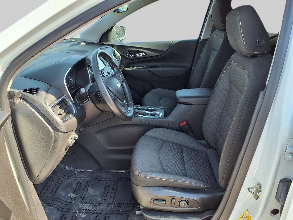 2019 Chevrolet Equinox LT photo 8
