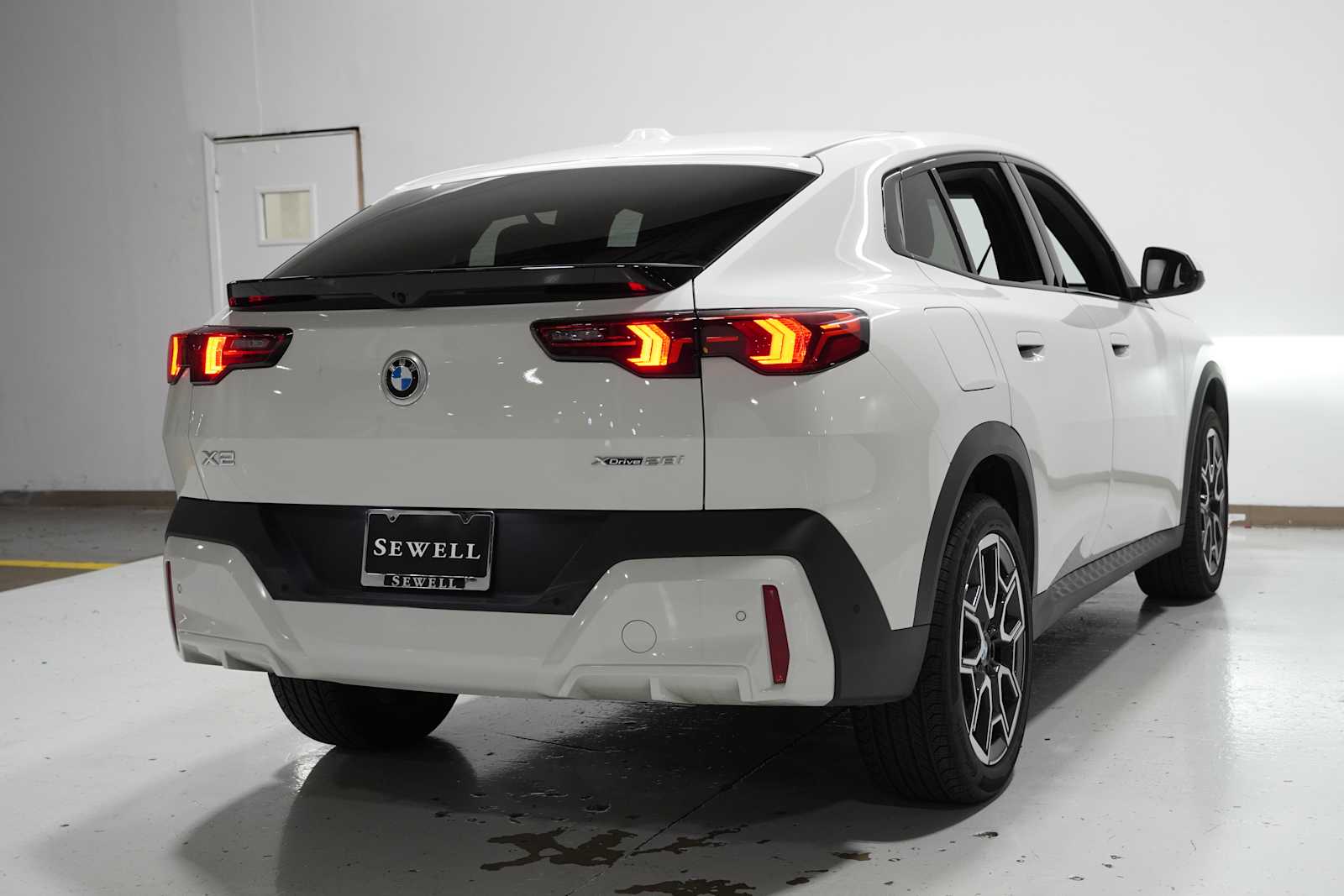 2025 Bmw X2 xDrive28i photo 4