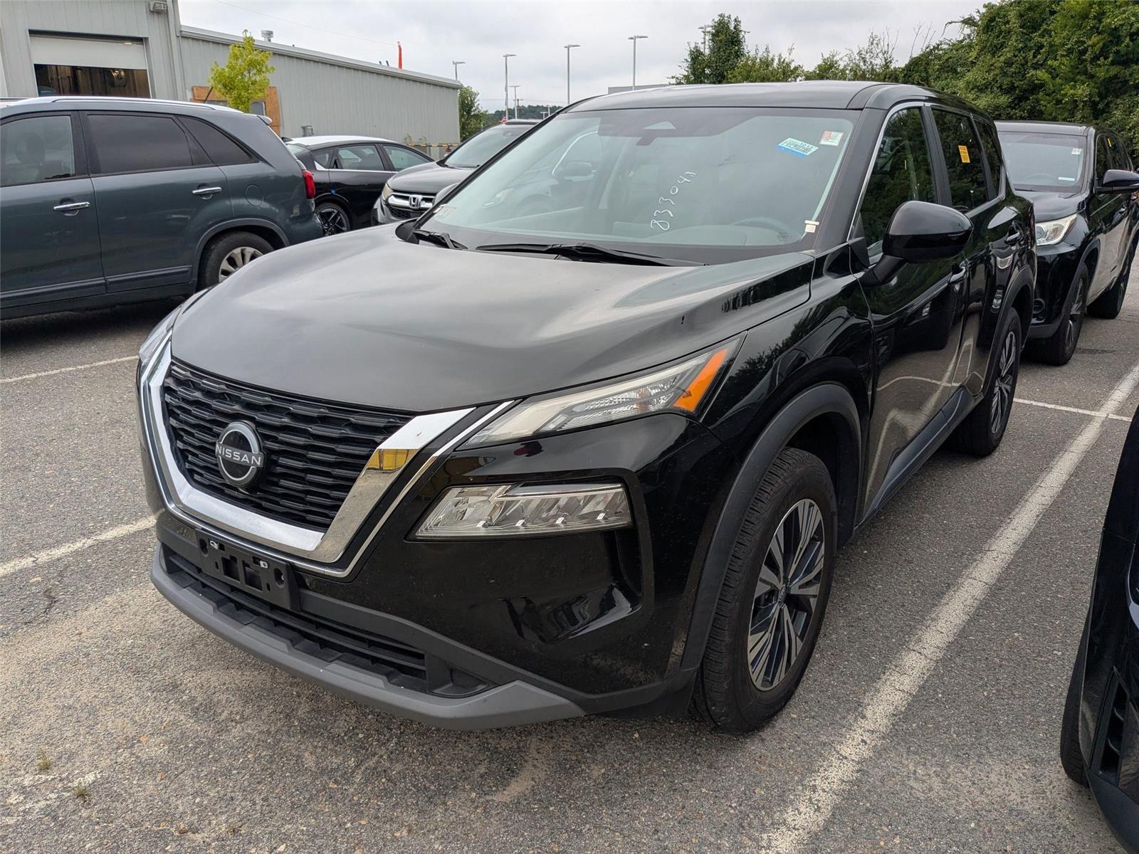 2023 Nissan Rogue SV photo 3
