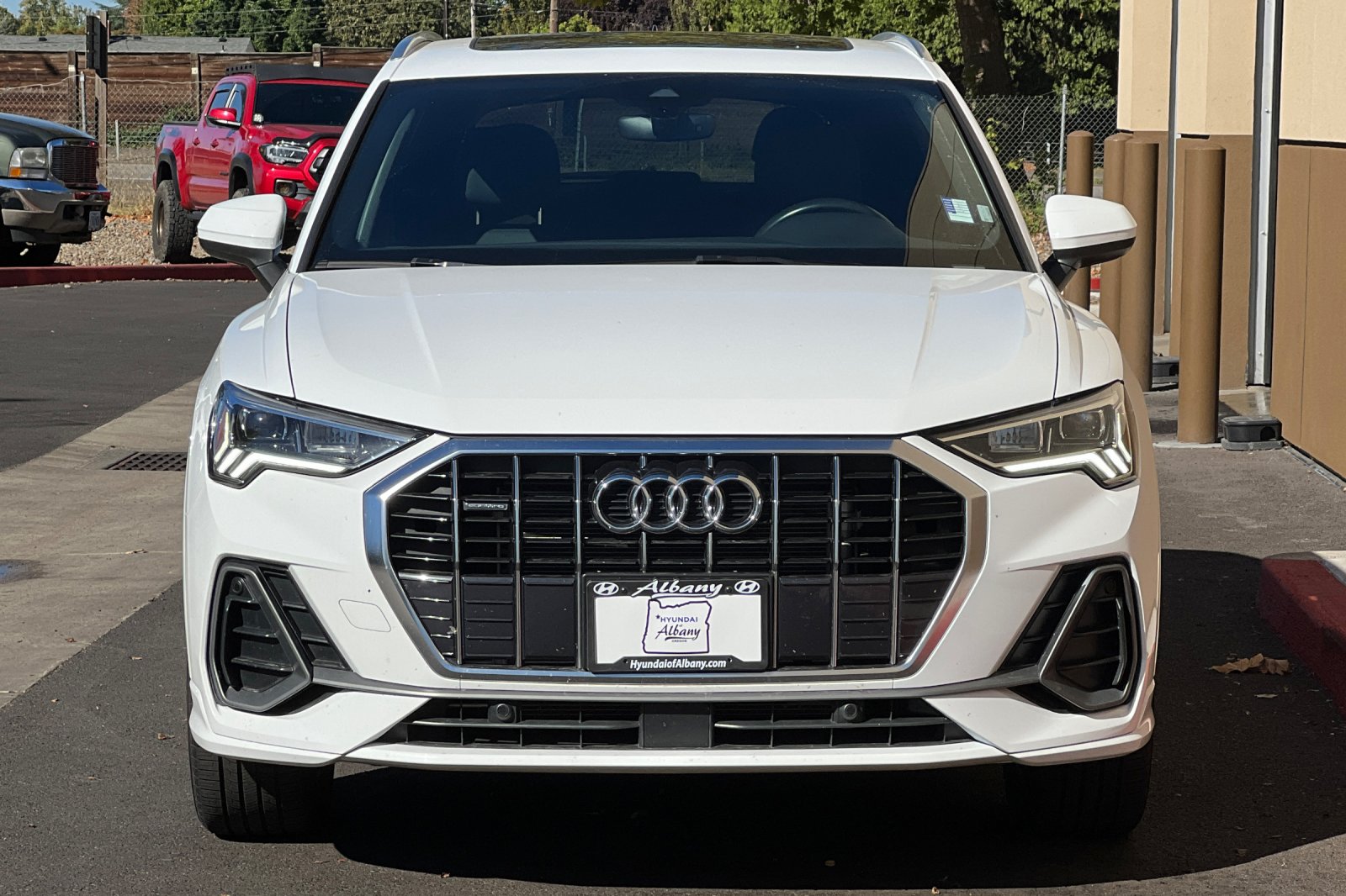 2023 Audi Q3 S line Premium photo 5