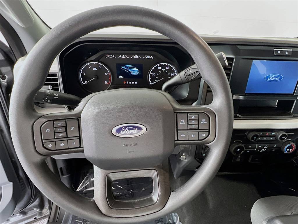 2025 Ford F-350 XL photo 8