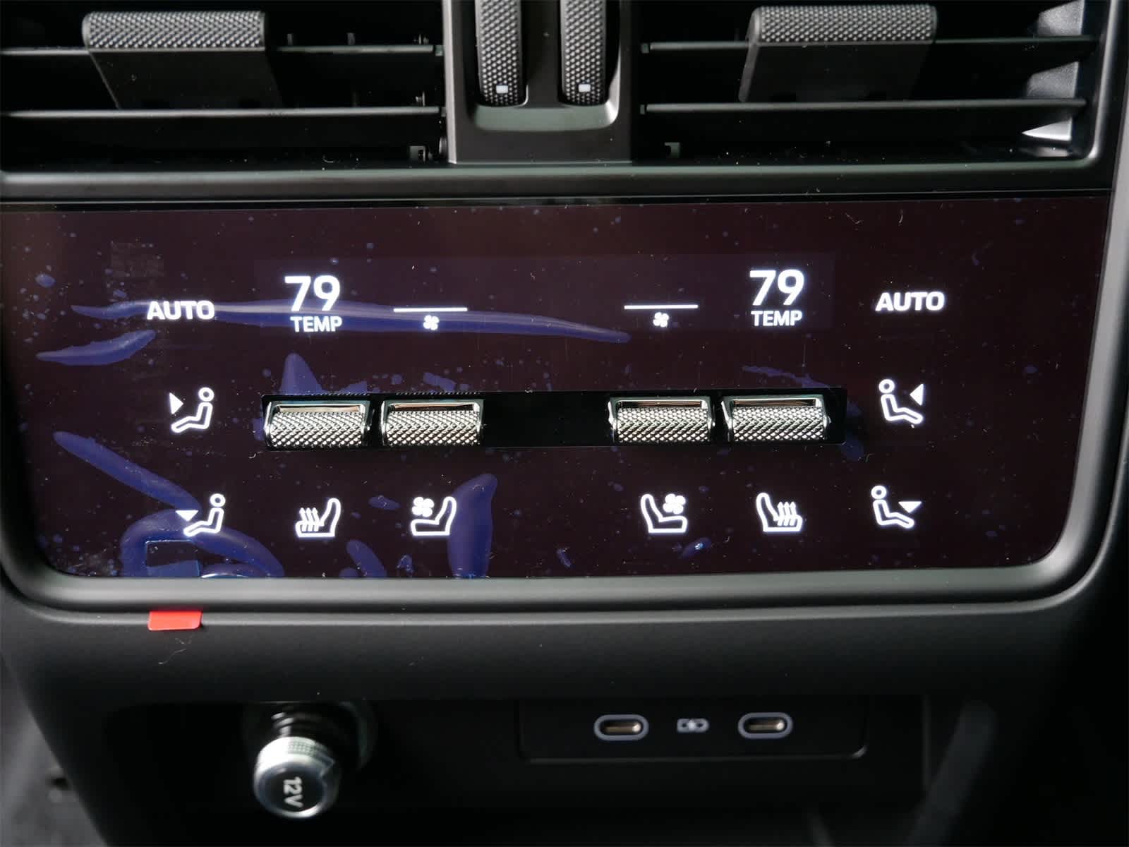2026 Porsche Cayenne photo 9