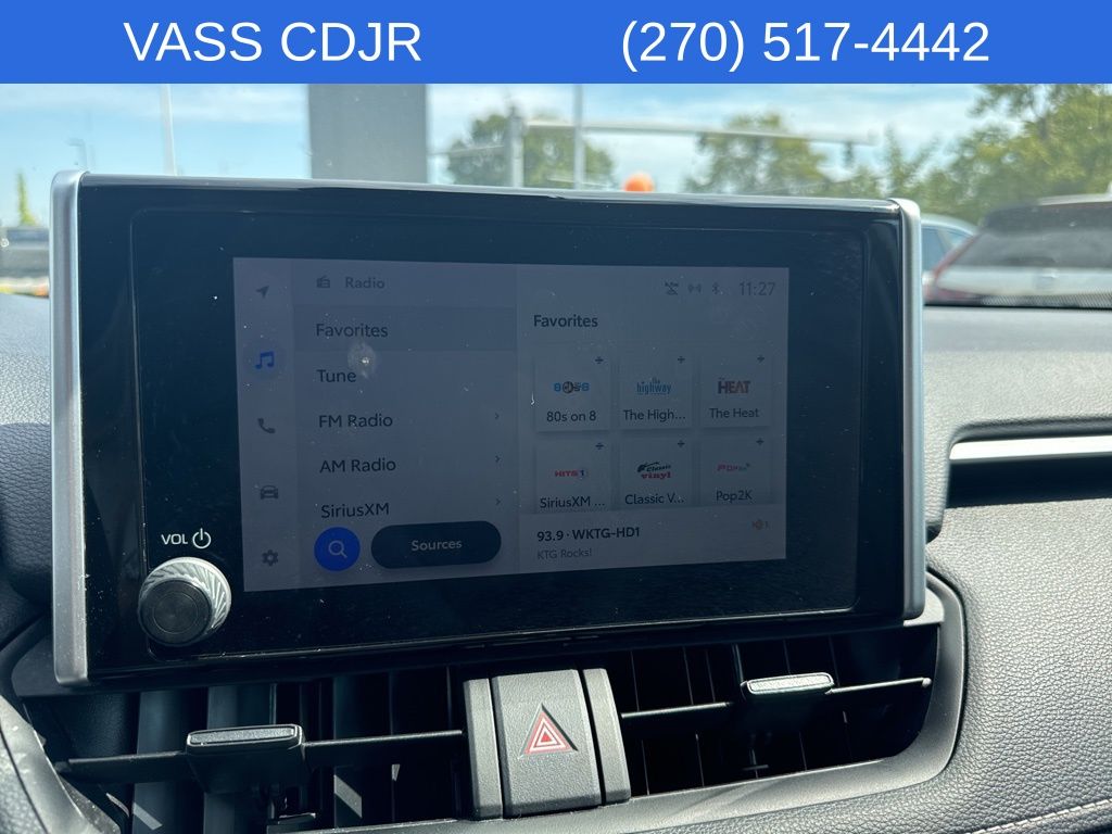 2024 Toyota RAV4 LE photo 8