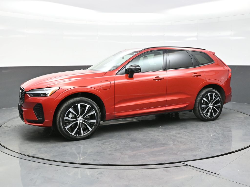 2023 Volvo XC60 T8 Ultimate photo 2