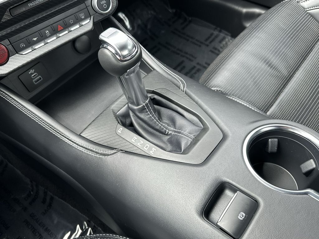 2025 Ford Mustang GT Premium photo 22