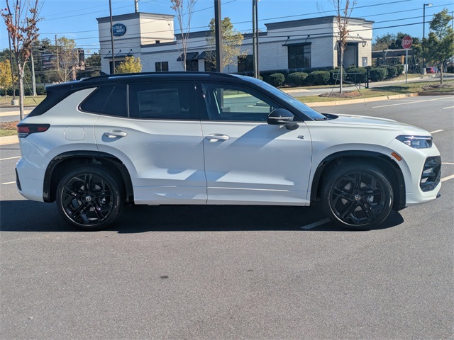 2026 Volkswagen Tiguan SE R-Line Black photo 3
