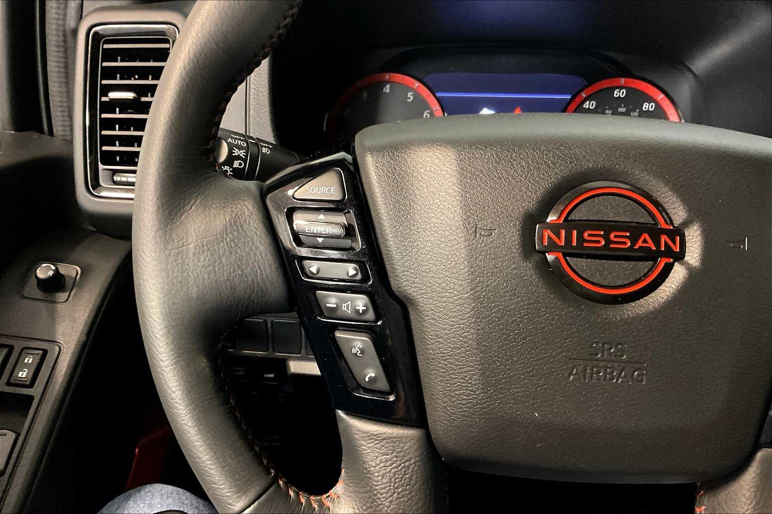 2022 Nissan Frontier PRO-4X photo 21