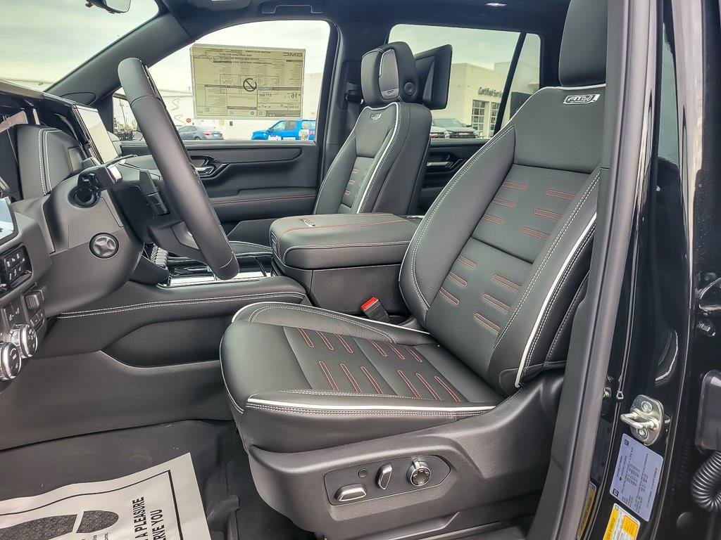 2026 GMC YUKON - Image 8