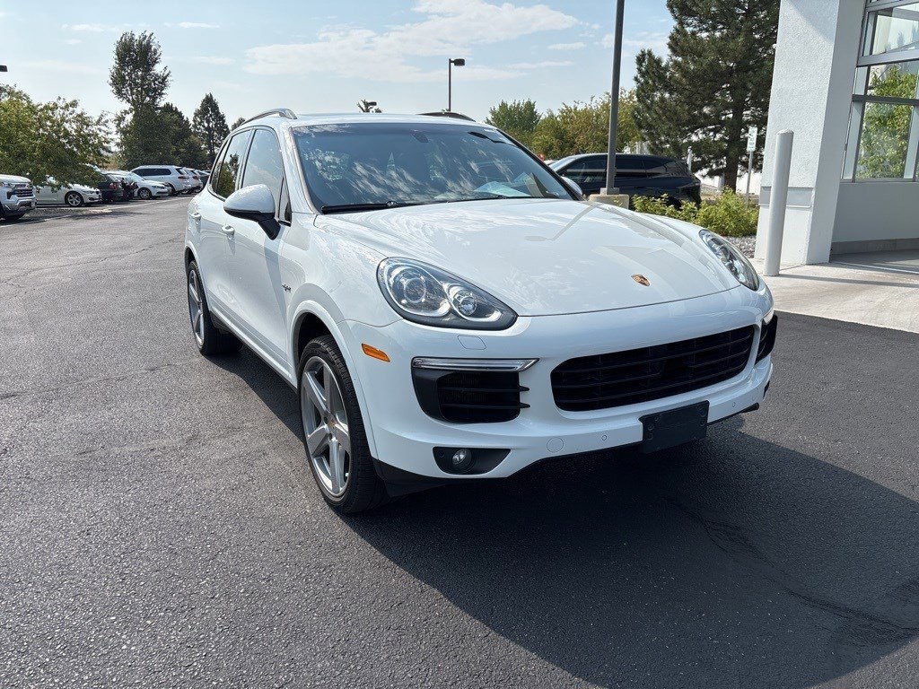 2017 Porsche Cayenne S photo 7