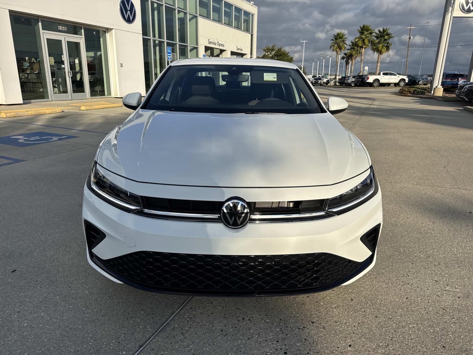 2026 Volkswagen Jetta 1.5T Sport photo 2