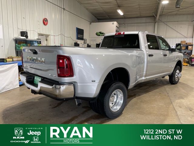 2026 Ram 3500 Big Horn photo 4